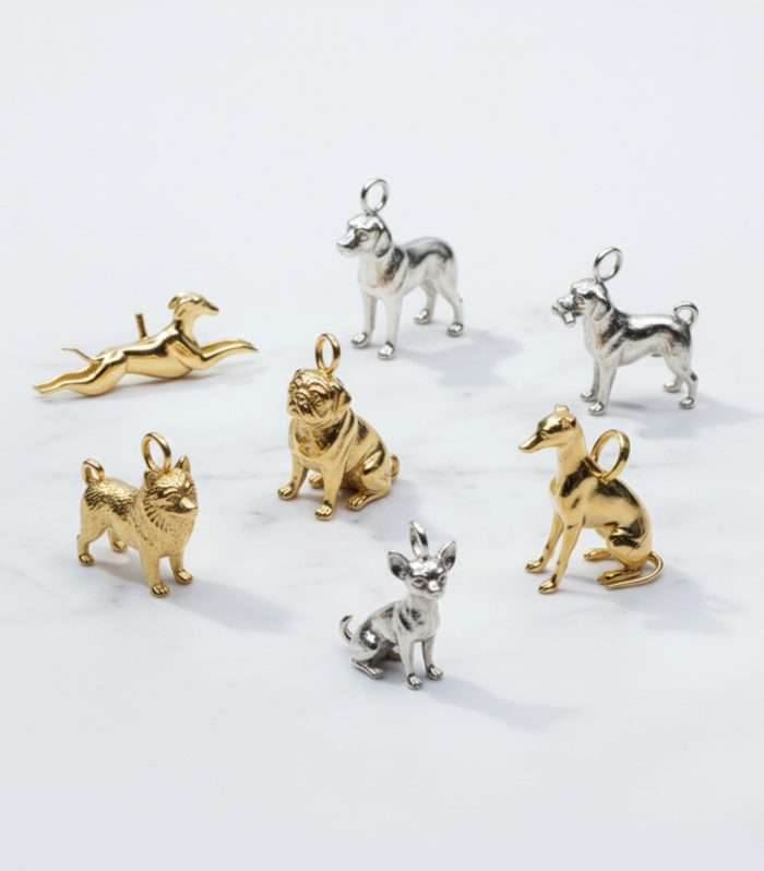 Dije por encargo "La Figura de Mi Amor" de HUEHUE en Oro Vermeil, mostrando el retrato 3D esculpido a mano a partir de la foto de un perro.