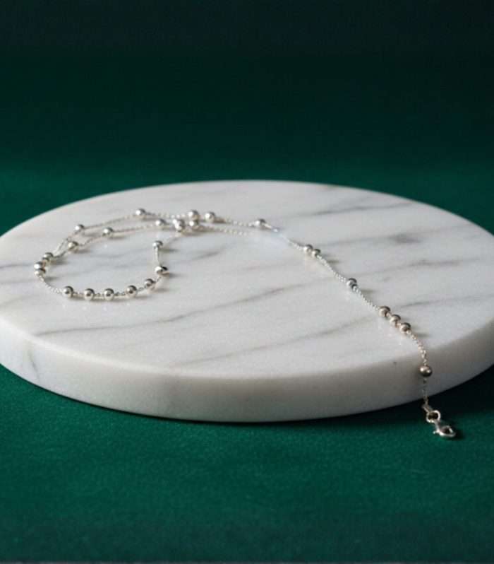 Brazalete de plata para mujer, accesorio de moda, joyería sencilla y moderna.